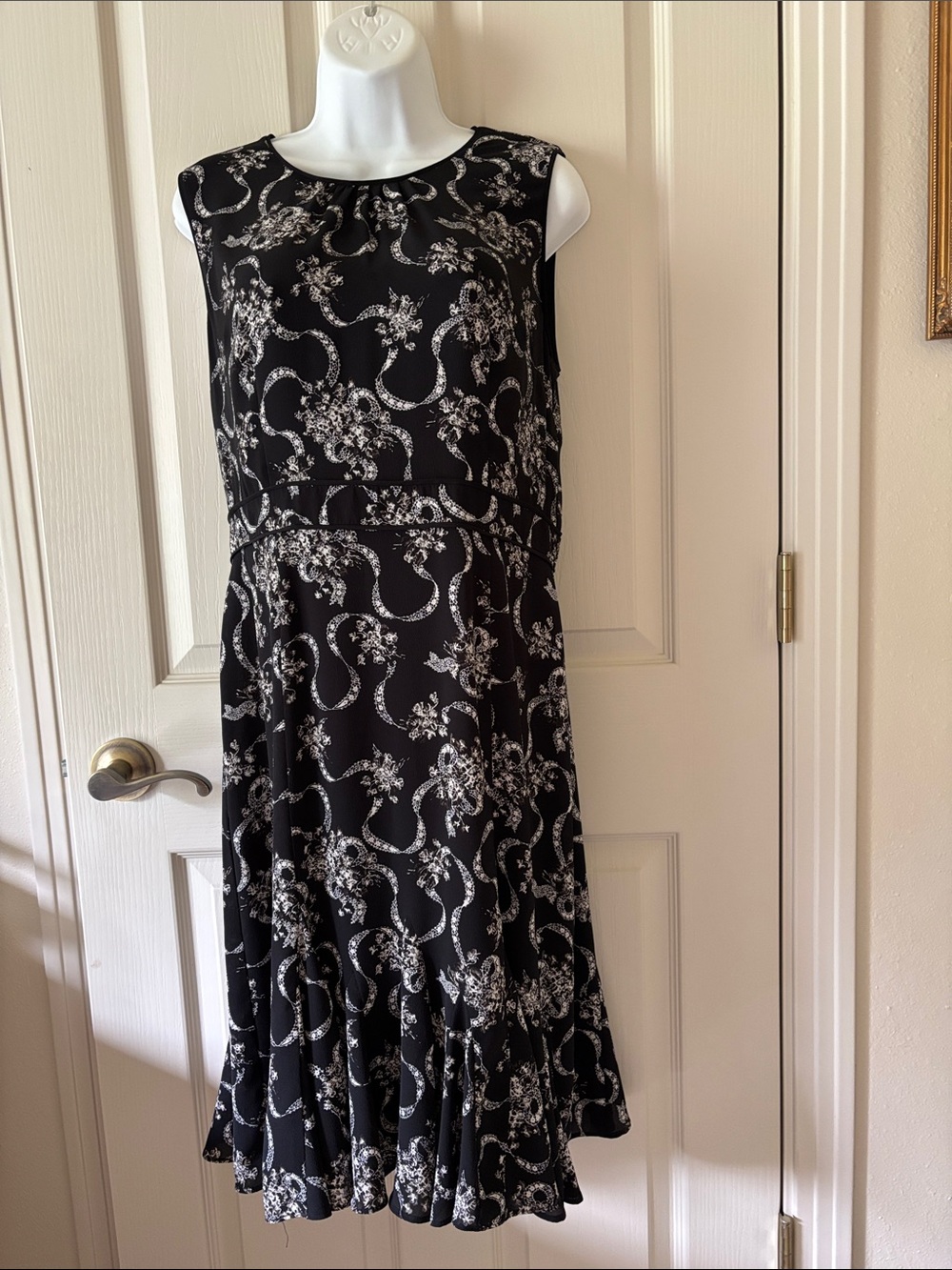 Talbots Black & White Sleeveless Floral-Scroll Midi Dress
